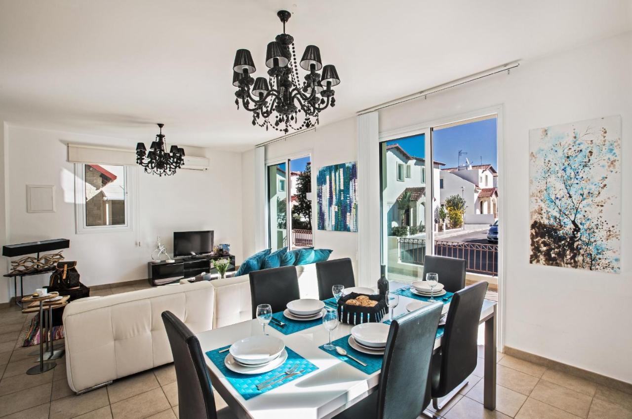 Seaspray Villa Protarász Kültér fotó