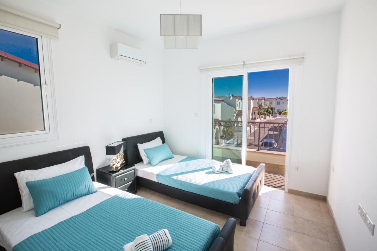 Seaspray Villa Protarász Kültér fotó