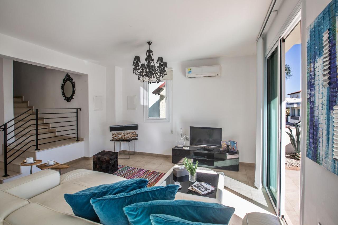 Seaspray Villa Protarász Kültér fotó