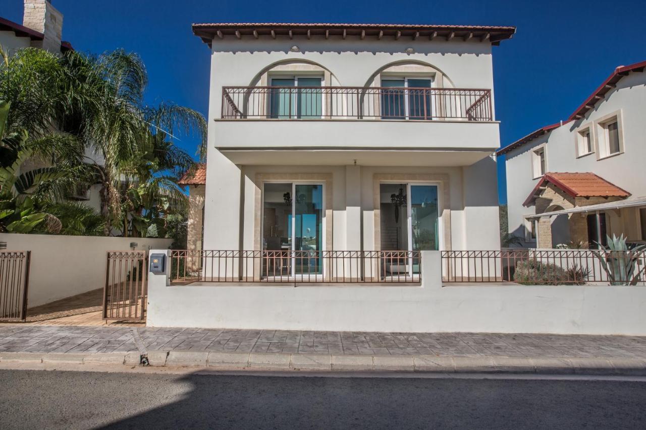 Seaspray Villa Protarász Kültér fotó