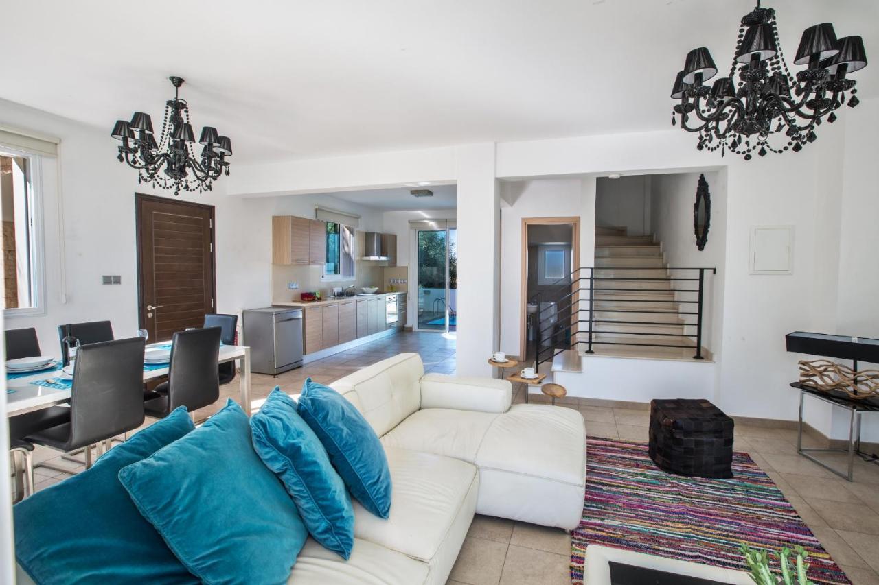 Seaspray Villa Protarász Kültér fotó