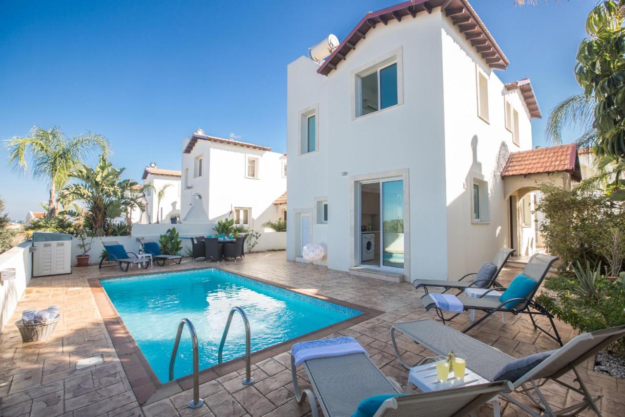 Seaspray Villa Protarász Kültér fotó