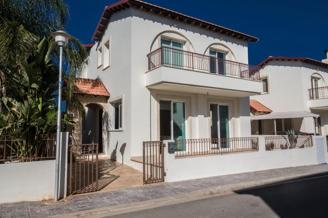 Seaspray Villa Protarász Kültér fotó